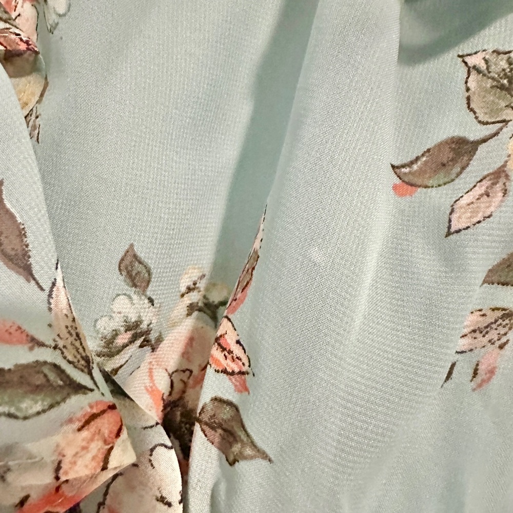 Maurices Flutter Sleeve Chiffon Wrap Mini Dress Mint Green Floral Size Small - Picture 11 of 12
